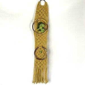 Vintage Macramé w Duncan Ceramics Mushrooms 1975 Towel Hanger